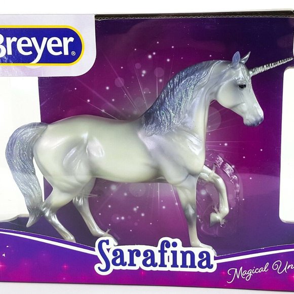 Breyer Sarafina Magical Unicorn w/ Glitter Classic Model Horse Figure 97267 NEW - Picture 3 of 7